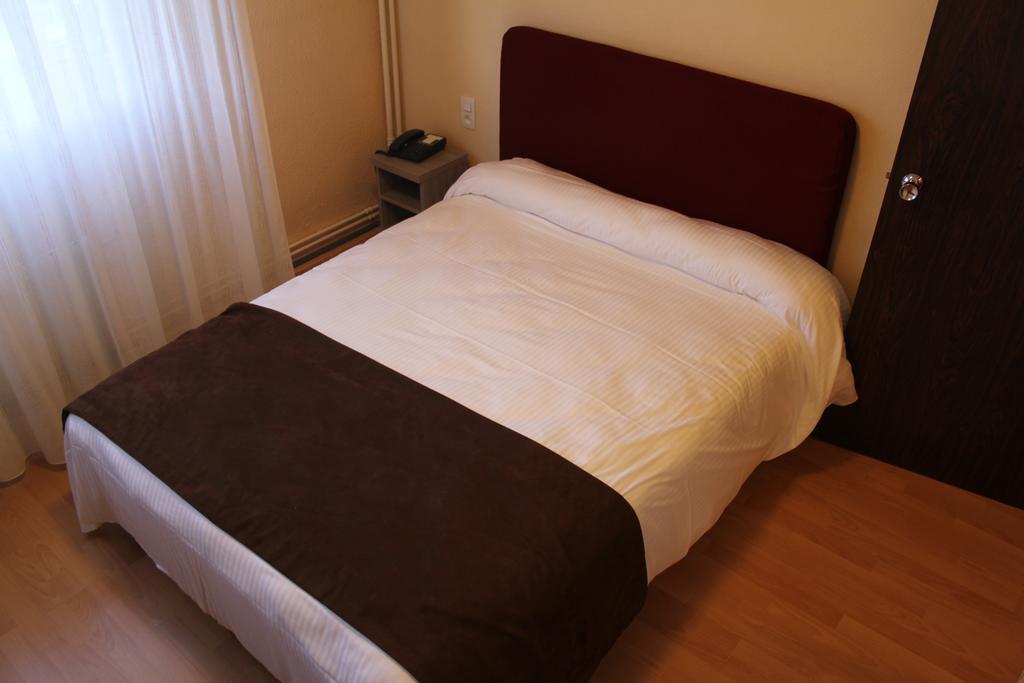 Hotel Saint-Hubert Exterior foto